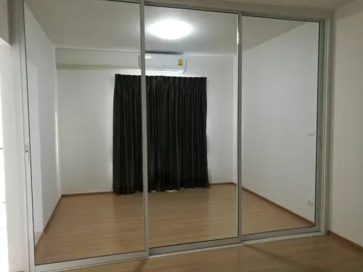Sell, rent, Unio Charan 3, partition room, beautiful corner, pool view, not blocked Full facilities, book now.