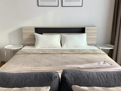 For rent Noble Reflex Condominium, nice room, well built-in furniture. If you like the minimalist line, let me tell you. images