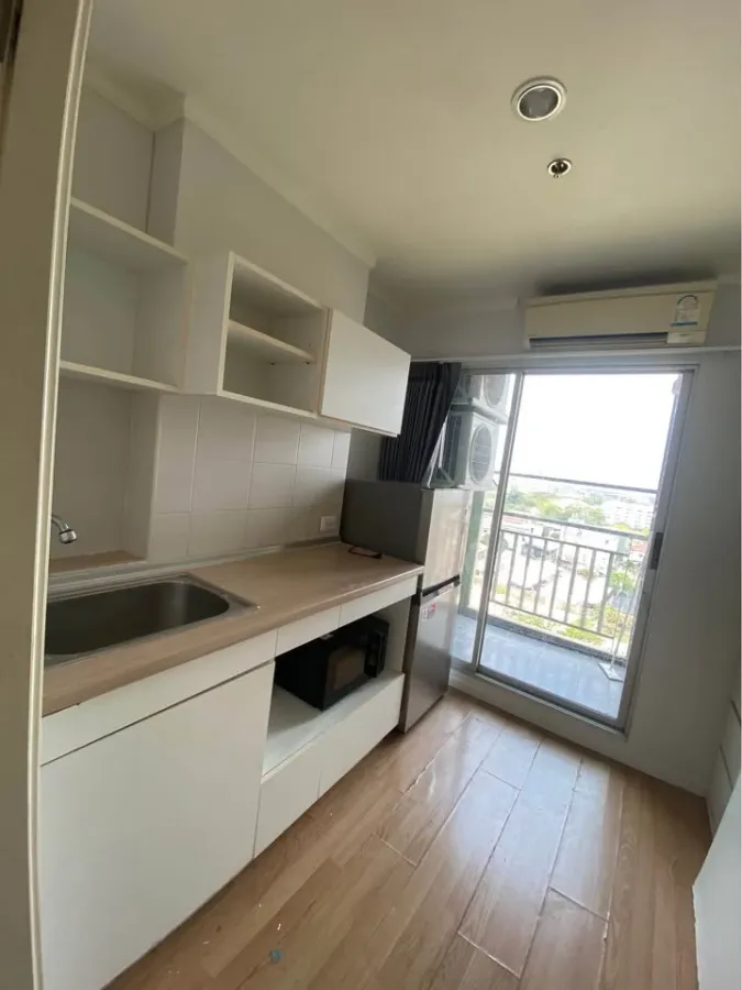 Condo for rent: Lumpini Ville Lasalle-Bearing, corner room with privacy, built-in furniture throughout the room, move in now!