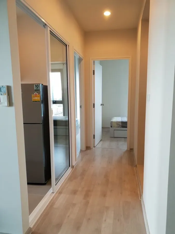 Sell Centric Ratchada-Huay Kwang, corner room, clear view, no block, complete facilities, book now.