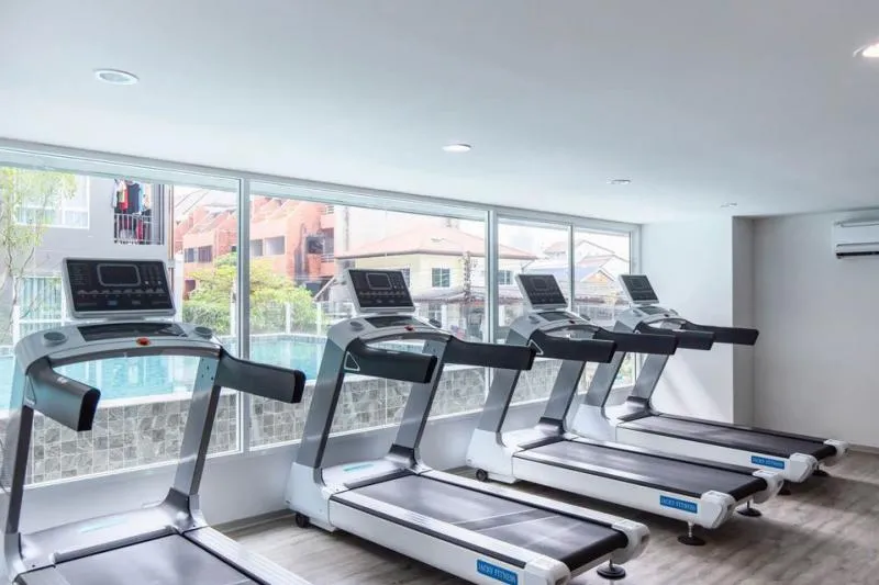 Urgent for rent !! Condo Regent Home Sukhumvit 97/1, furniture and appliances, complete sky, close to BTS Bangchak, book now !!