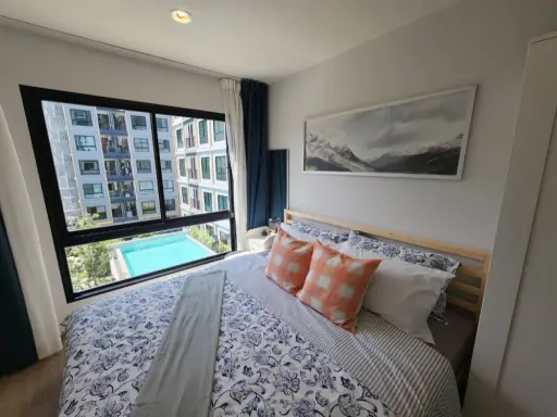For rent: Hi Chaengwattana 19 Condo, 4th floor, corner room, beautiful room, fully furnished, just carry your bags and move in. Reserve quickly.