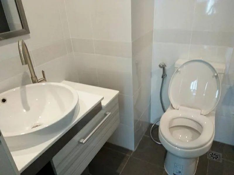 เช่า JW Condo Donmuang ห้องโปร่งโล่ง มีความเป็นส่วนตัว วิวสนามบิน แดดเฉียงไม่ร้อนทั้งวัน รีบจองเลยย