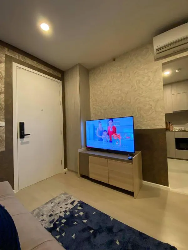 ให้เช่าเซียล่า ศรีปทุม ห้องใหญ่ วิวสวน ชั้น 2 พร้อมห้องอเนกประสงค์ ทำเป็นห้องทำงานหรือห้องนอน ด่วนๆ