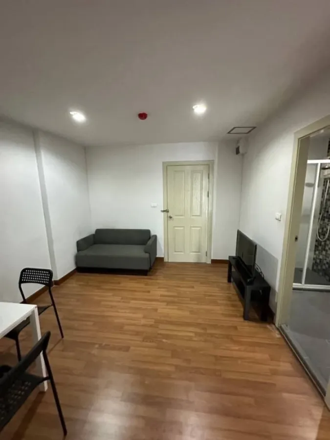 For rent: Regent Home 25 Tiwanon, ready to move in, fully furnished, you'll regret it if you don't reserve.
