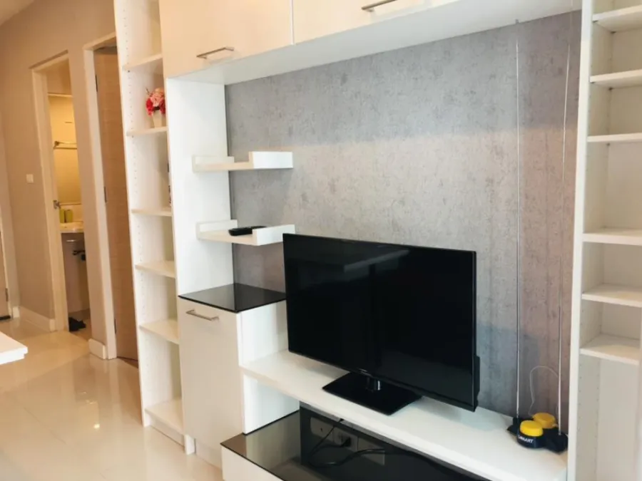 ขาย คอนโด เมโทร สกาย รัชดา ชั้น 4 ห้องรีโนเวทใหม่ เฟอร์นิเจอร์ บิ้วอิน ฟังชั่นการใช้งานลงตัว จองเลย