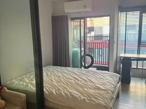 Kave TU condo for rent, 6th floor, pool view, fully furnished. Book now!