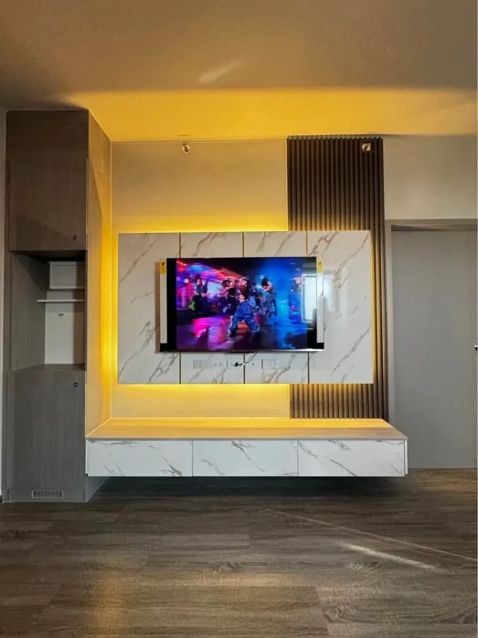 Condo for sale, Ideo Ramkhamhaeng Lam Sali Station, corner room and larger room size than normal rooms, hurry and book now.