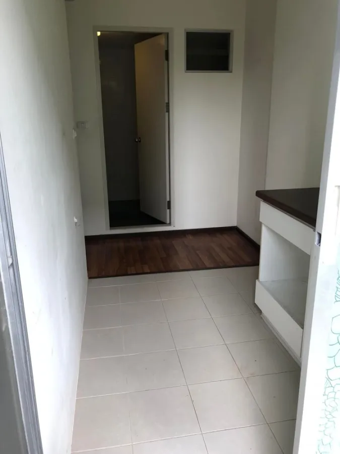 Condo for rent at U Ratchayothin (Phahonyothin 32), 3rd floor, 1 bedroom, 1 bathroom, this price is worth it. Hurry up to reserve it.