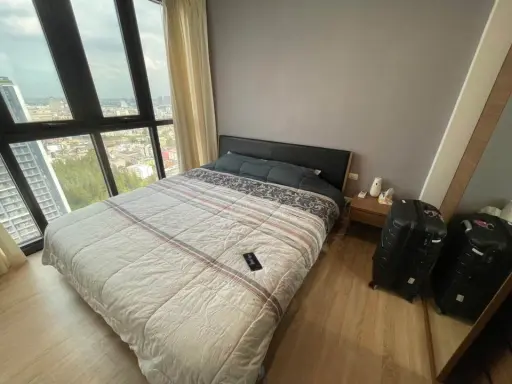 For Rent Condo The BASE Garden Rama 9 ชั้นสูง เฟอร์นิเจอร์เครื่องใช้ไฟฟ้าครบครันพร้อมเข้าอยู่ทันที