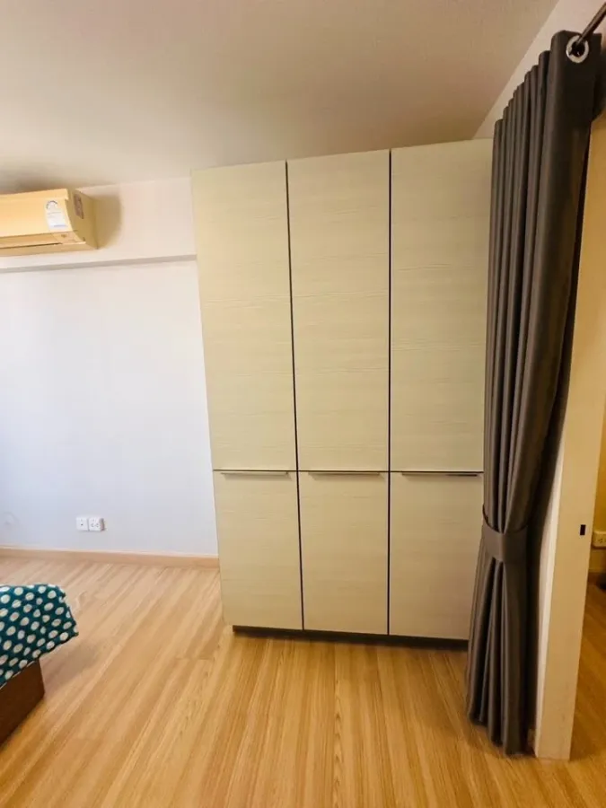 For rent: M Society Condominium, fully furnished + full electrical appliances. I must say that you must book.