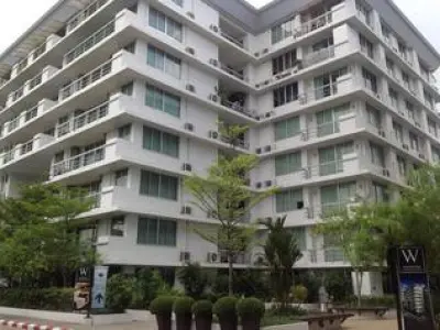 Condo Waterford Sukhumvit 50