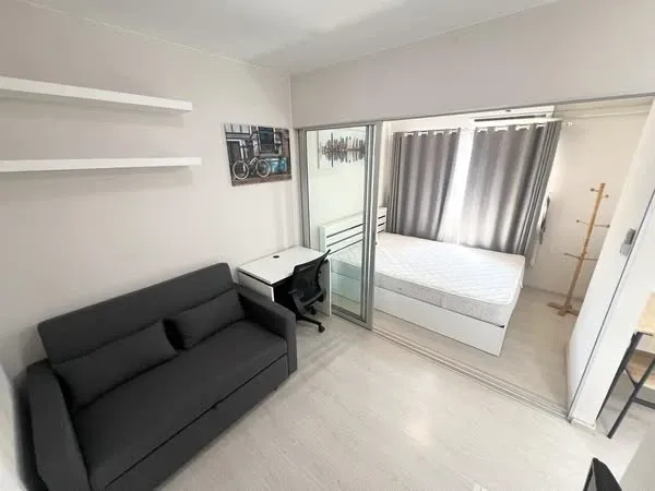 ให้เช่า Plum Condo Park Rangsit ชั้น 8 วิวสระ ห้องกั้น แต่งครบ พร้อมอยู่ จองเลย ด่วนๆ