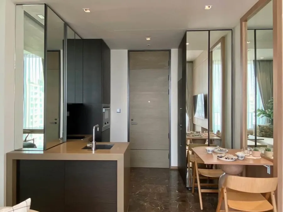 ให้เช่า!! คอนโด 28 ชิดลม ชั้น 17 ตึก The Villa เฟอร์นิเจอร์ครบ พร้อมเข้าอยู่ รีบจองเลย ด่วนๆ!!