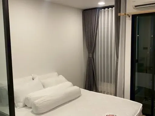 ให้เช่า Atmoz รัชดา-ห้วยขวาง ห้องพร้อมอยู่ เฟอร์พร้อม หิ้วกระเป๋าเข้าอยู่ได้เลย!!! images