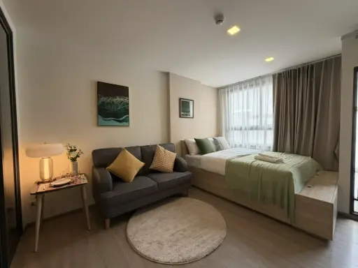 Condo for rent at The Muve Pradipat. Nice unit, fully furnished with appliances. Just bring your suitcase and move in!