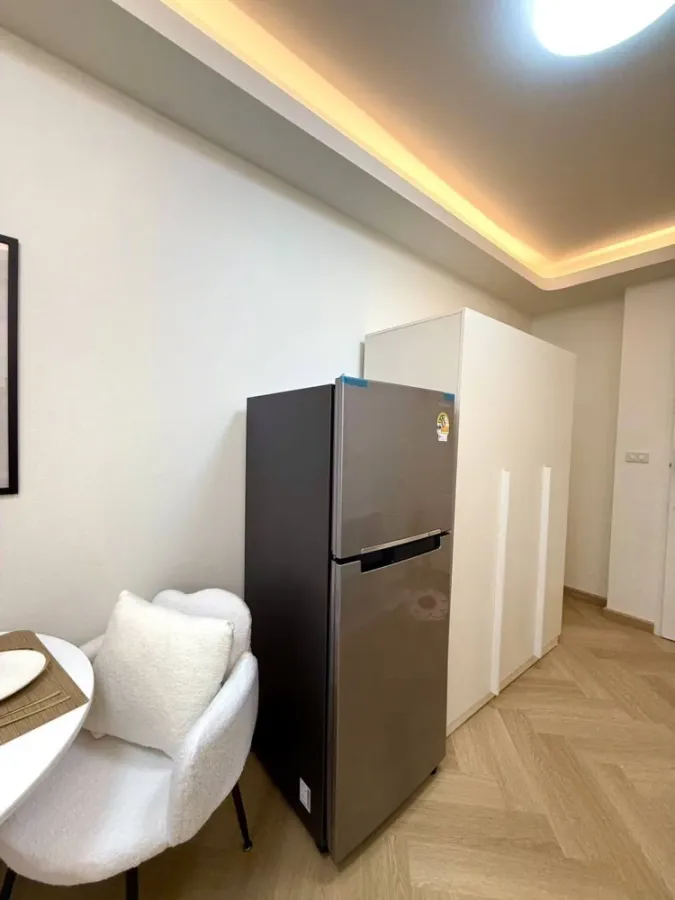 For rent: Garden Asoke-Rama 9, beautiful room, decorated in a theme, fully furnished, just bring your bags and move in!