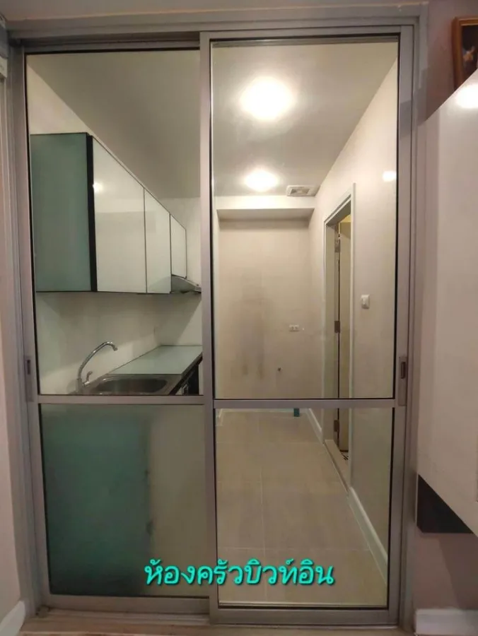 Condo for sale, The Cube Plus Chaengwattana, kitchen separated into privacy. Swimming pool view Hurry and own it now.