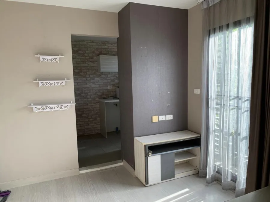 Condo for rent or sale, The Excel Hideaway, Lasalle 11, built-in kitchen. Complete set of facilities. Nice to live. Book now.