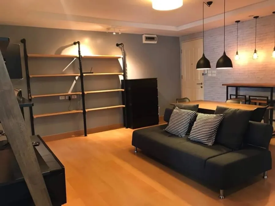 ขาย แฮปปี้ คอนโด รัชดา 18 ชั้น 3 ห้องมุม ตกแต่งสไตล์ Loft แต่งครบ น่าอยู่ จับจองเป็นเจ้าของเลยจ้า