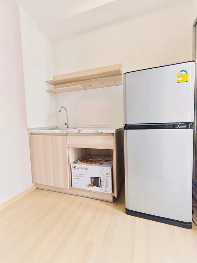 For sale or rent Plum Condo Chaengwattana Station Phase 3, Building C, 5th floor, fully furnished, ready to move in, reasonable price, don't miss out.