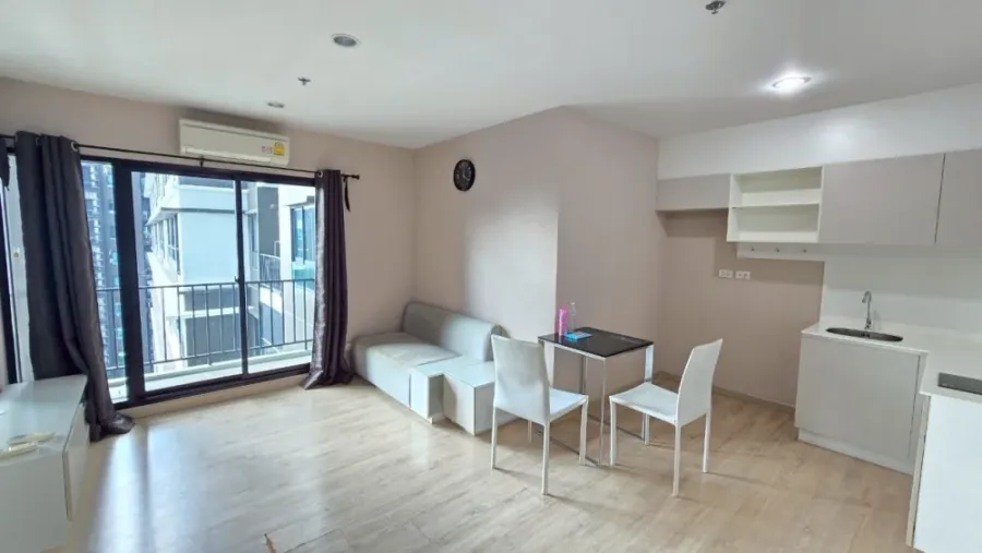 For sale: The Parkland Phetkasem-Thapra, 1 bedroom, 1 bathroom, plenty of usable space, good location, complete amenities, reserve now!