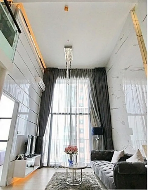 ขาย / เช่า The Sky Sukhumvit ชั้น 19-20 แบบ Duplex 2 ชั้น วิวเมืองโล่งๆ มองไปได้ไกล อากาศปลอดโปร่ง