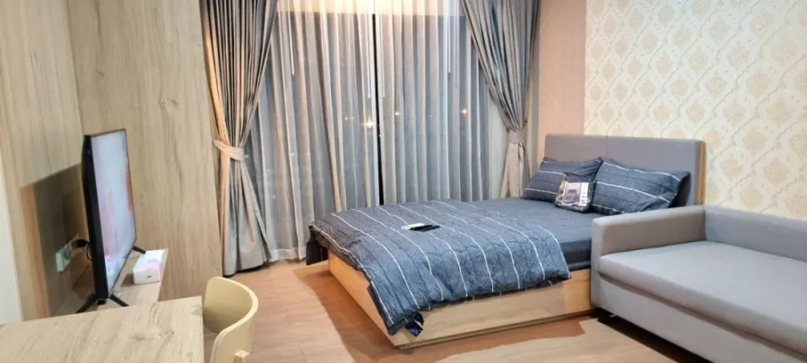 For rent: Common TU, 10th floor, fully furnished, very livable. Interested? Book now! Don't wait! Hurry!