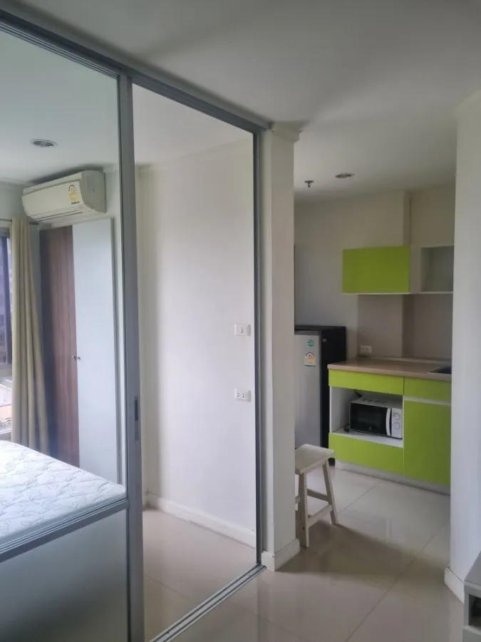 For rent Lumpini Ville Chaengwattana-Pak Kret. room ready complete electrical appliances Hurry up to reserve before the room is gone.