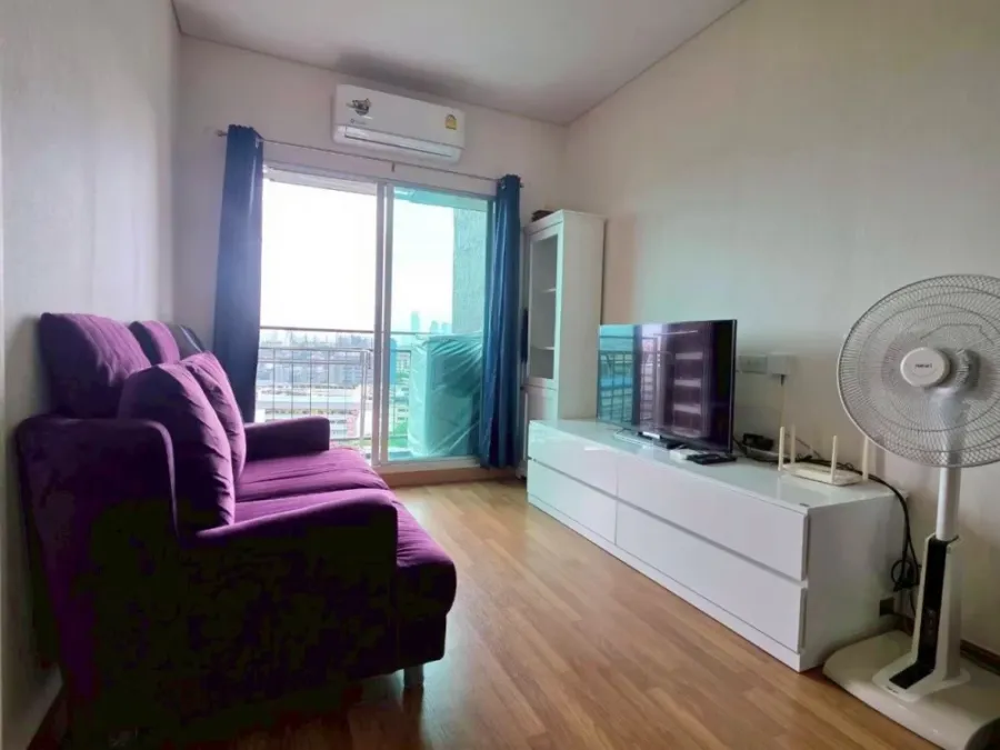 Condo for rent, Lumpini Place Ratchada-Sathu, 12th floor. High floor with great view. Fully furnished. Affordable price. Book now!