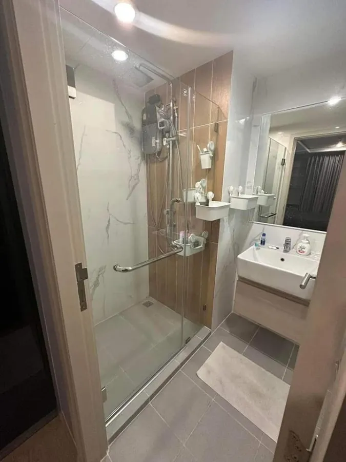 Condo for sale, The Excel Hideaway Sukhumvit 50, beautifully decorated, fully built-in, ready to move in, ready to move in.