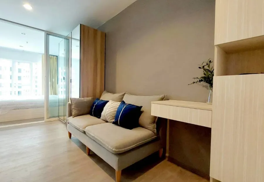 ให้เช่า Regent Bangna ห้องพร้อมอยู่ เฟอณ ืเครื่องใช้ไฟฟ้าครบ ราคาคุ้ม บอกเลยว่าห้ามพลาดเด็ดขาด