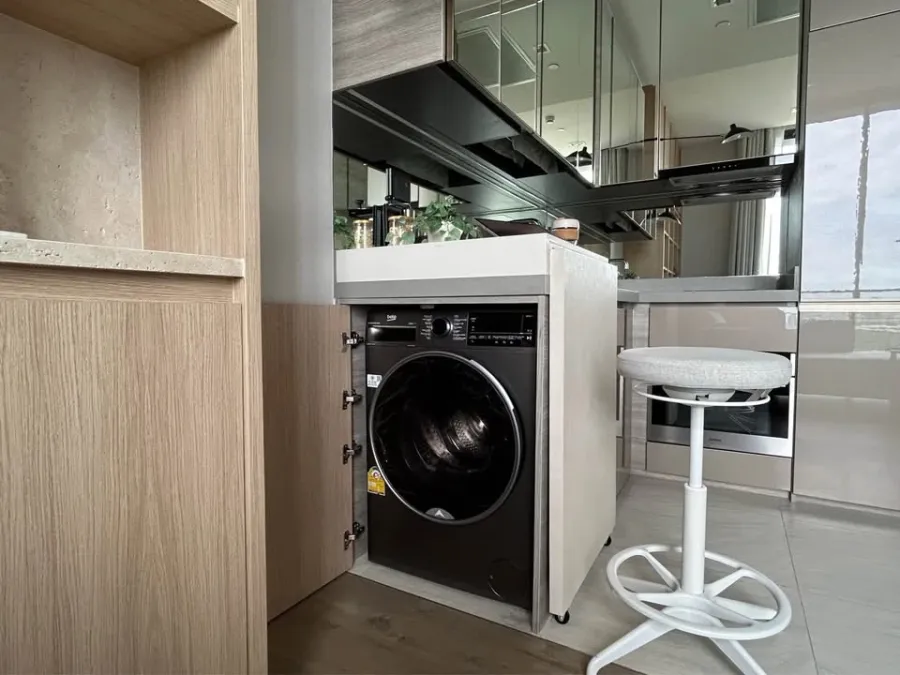 ให้เช่า The Crest Park Residences ห้องพร้อมเข้าอยู่ เฟอร์พร้อม บิ้วอินภายในอย่างดี รีบจองเลย+++