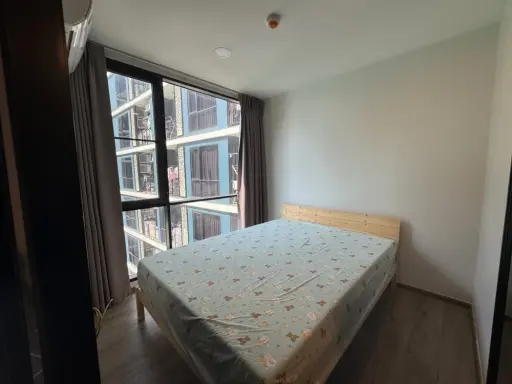 For sale/rent at Beat Bangwa Interchange. Spacious and comfortable room, fully furnished. Book now!