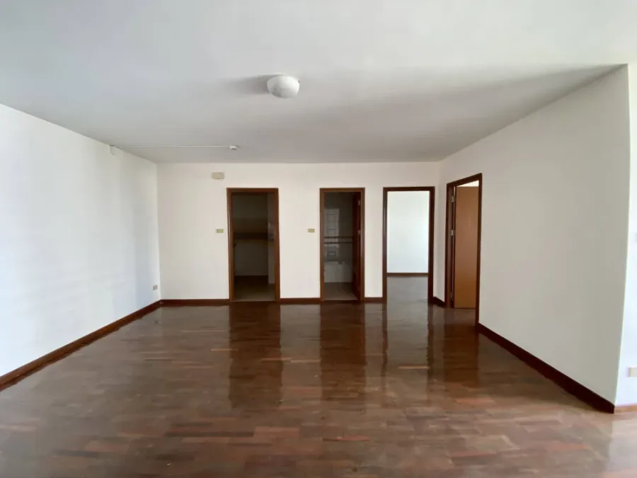 For sale: SV City Rama 3, 6th floor, unfurnished unit. Spacious and comfortable. Book now! Don't miss out!