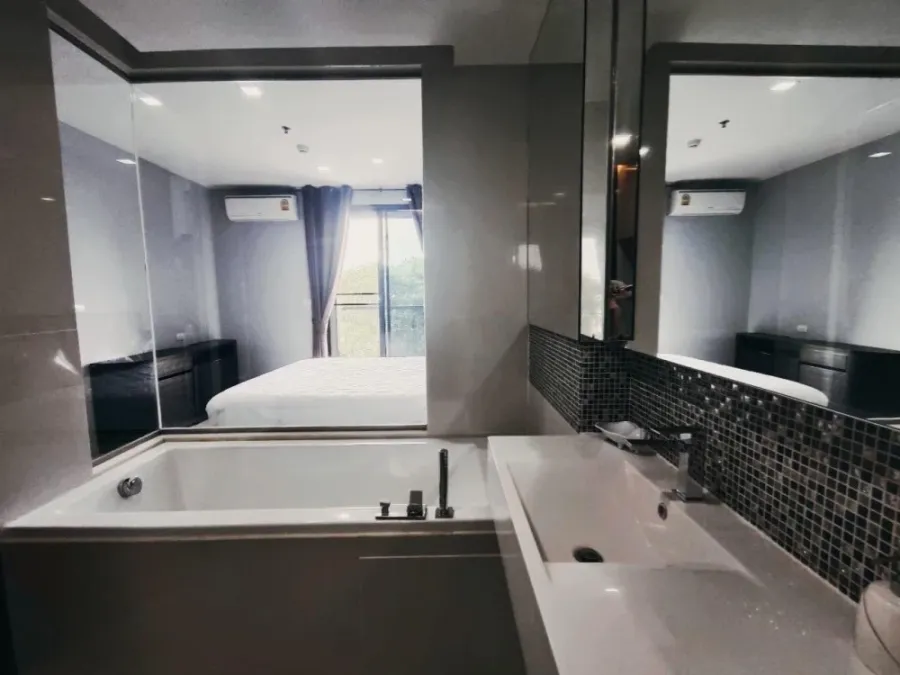 For rent: RHYTHM SUKHUMVIT 44/1, the room has a lot of usable space, fully furnished, you can't miss out on booking it.