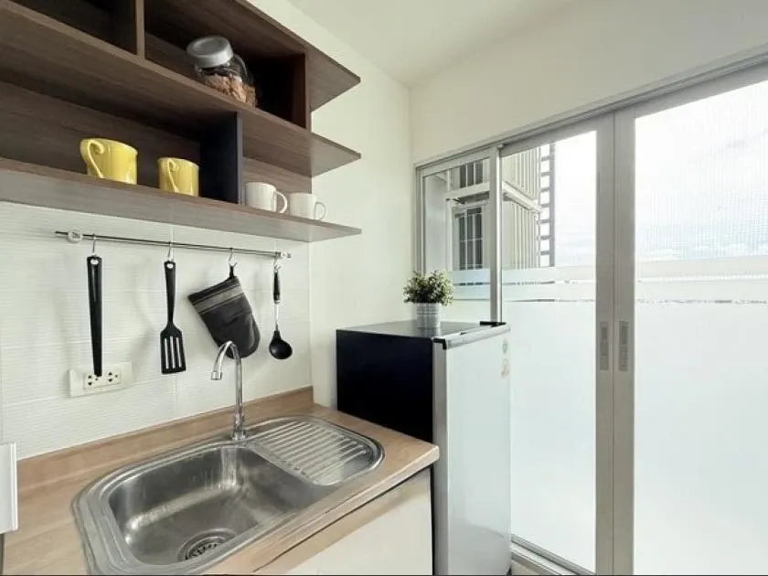 For rent: U Delight @ Onnut Station, high-floor room, nice to live in, fully equipped with amenities. Hurry and reserve now before it's too late!!!