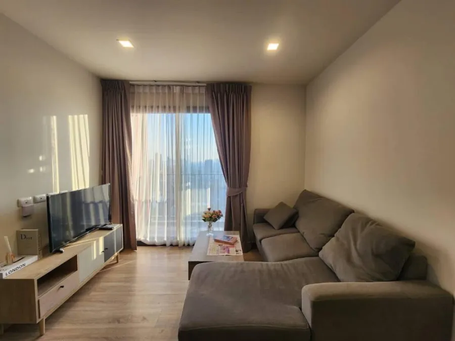 For sale , rent The Base Garden Rama 9 ห้องน่าอยู่ เตียงน่านาน โซฟาใหญ่น่านั่ง ไม่จองคือพลาดมากจ้า