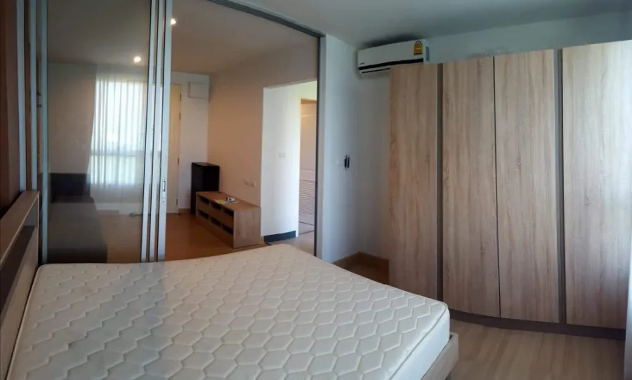 Condo for rent/sale, Niche ID Serithai-Wongwaen Building A, 5th floor, corner room, nice room, urgently book !!
