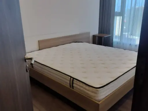 For rent!! Whizdom Essence Condo, 40th floor, beautiful room, fully furnished, ready to move in. Reserve now!! images