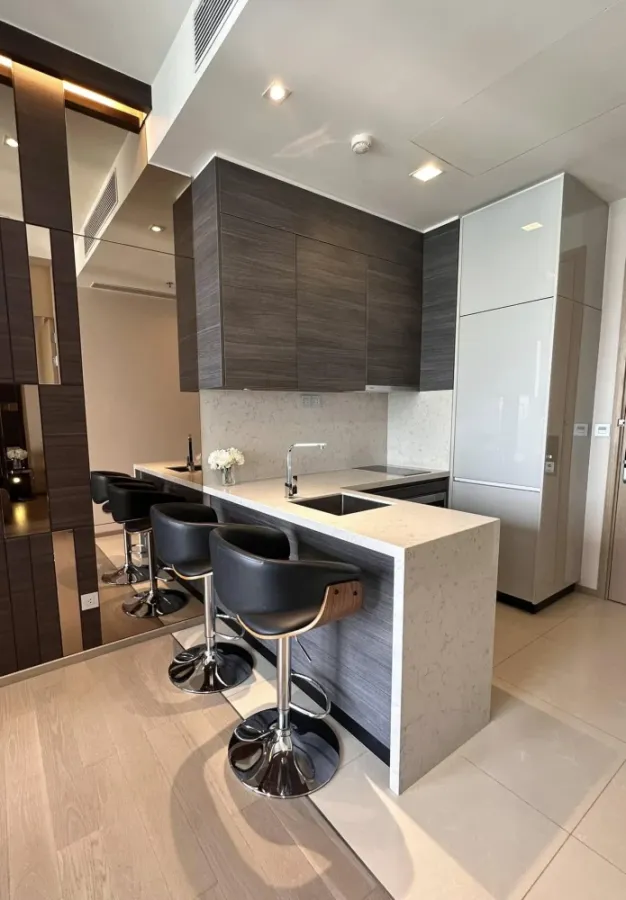 For rent: THE ESSE ASOKE, decorated in a timeless style, magnificent, elegant, high floor with a stunning view, hurry and grab it now!