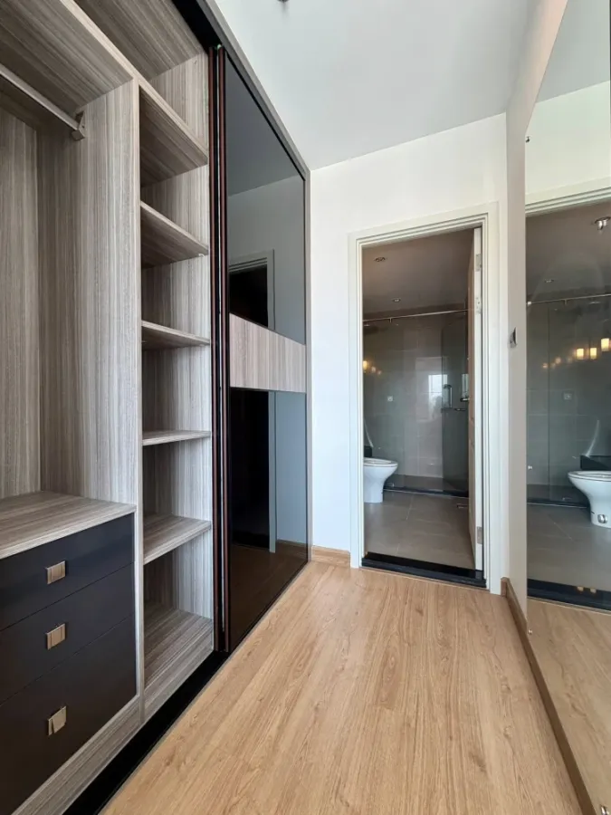 Condo for rent: Supalai Wellington 2, large and comfortable rooms with ample living space. Just bring your belongings and move in!