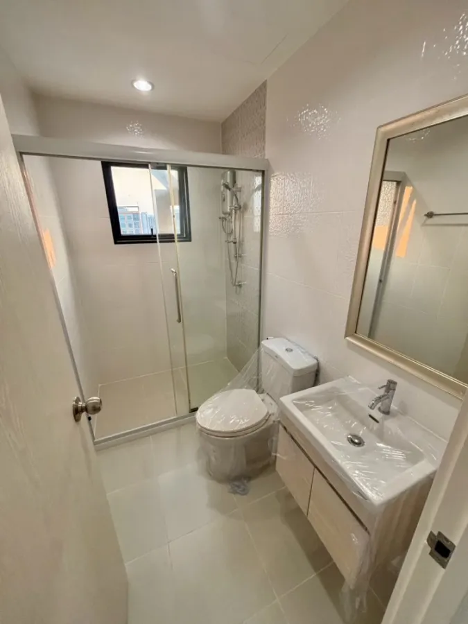 ให้เช่า Thana Astoria ชั้น 22 ห้องน่าอยู่ แต่งครบ จองเลย ห้ามพลาด ด่วนๆ
