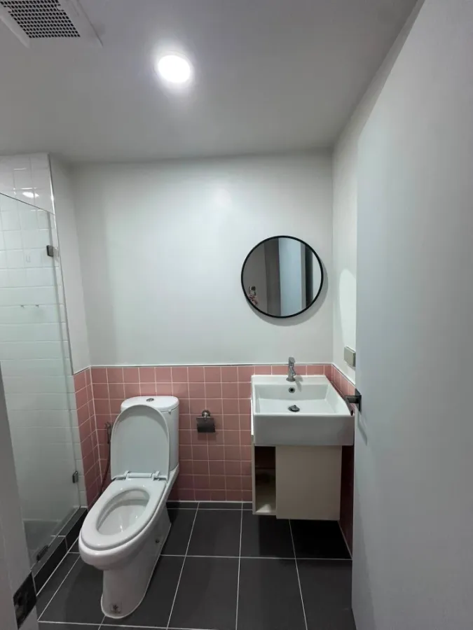 Beautiful condo for rent at Attitude Condo. Fully furnished with appliances, ready to move in. Don't miss this opportunity!
