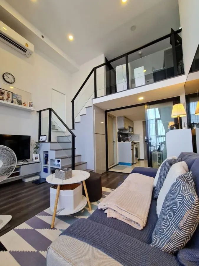 ให้เช่า ไนท์บริดจ์ สเปซ รัชโยธิน ห้อง Duplex วิวเมืองไม่โดนบล็อก Build-in walk-in closet จองเลยจ้า