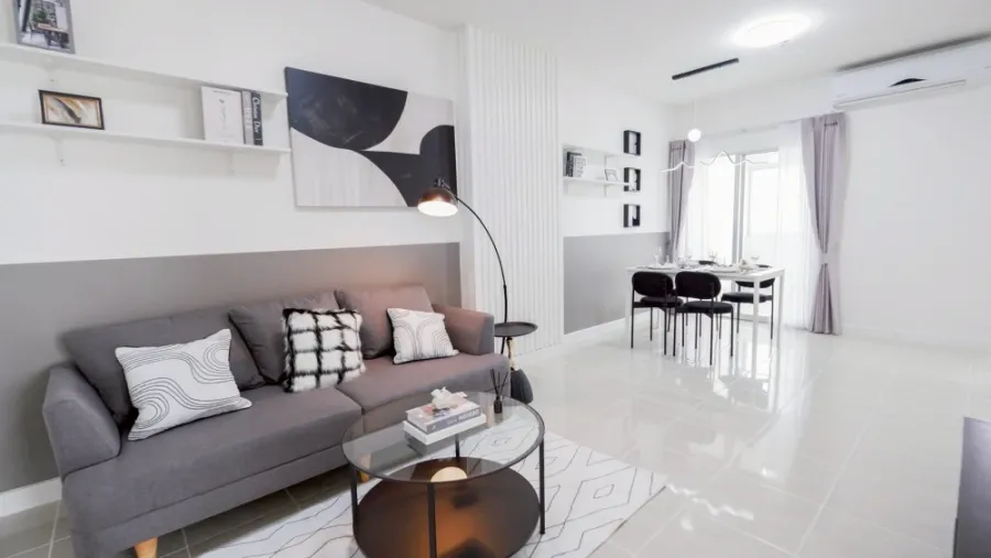 For sale Supalai Park Tiwanon, spacious room, lots of usable space, decorated to the max, comes with complete furniture, book now.