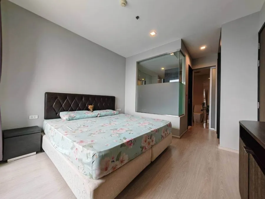 ให้เช่า ริทึ่ม สุขุมวิท 44/1 ชั้นสูงวิวเมืองสวยเกินต้าน ห้อง 45 ตรม. พื้นที่ใช้เยอะเหลือๆ ย้ายเลยจ้า