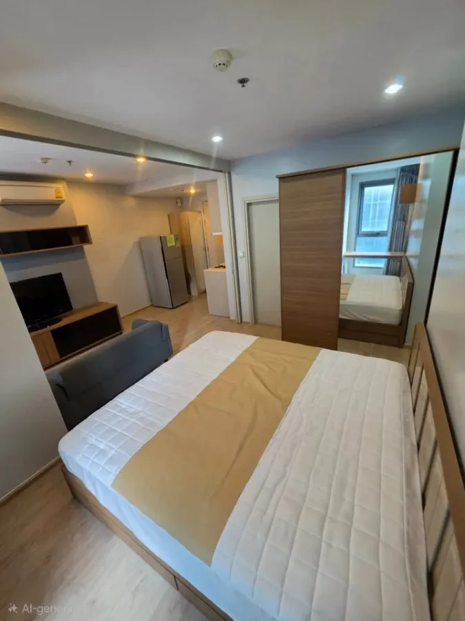 For rent: IDEO Q CHULA-SAMYAN. Enjoy comfortable living with a king-size bed and complete furnishings including high-quality appliances.