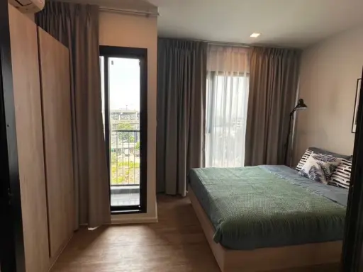 For rent: Modiz Sukhumvit 50, nice room, city and river view, fully furnished, just bring your bag!!!