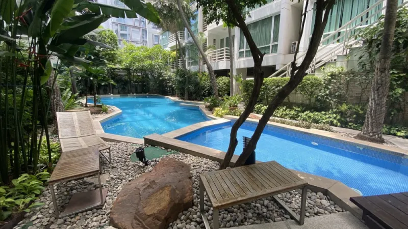 ขายด่วน! คอนโด บ้านสิริสุขุมวิท ซอย 10 ชั้น 8 ย่านธุรกิจ ใกล้แหล่งช้อปปิ้ง BTS / MRT อย่ารอช้า!!